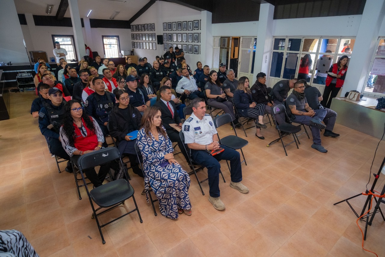 PERSONAL DE DISTINTAS DEPENDENCIAS MUNICIPALES RECIBE CAPACITACIÓN EN ATENCIÓN A VÍCTIMAS DE VIOLENCIA DE GÉNERO